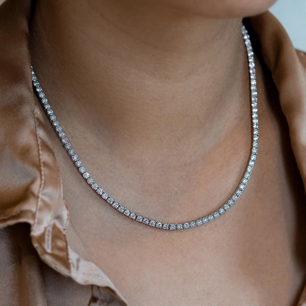 18k Tennis Necklace - Picture 3 of 16